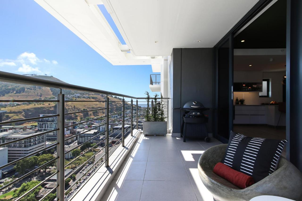 Apartment 16 On Bree 3102