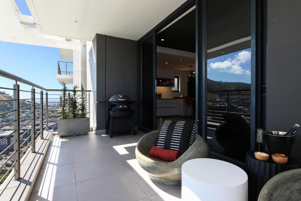 16 On Bree 3102 Apartment Cape Town